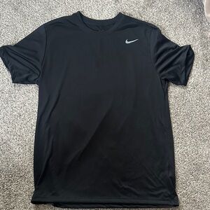 Nike Men's Black Short Sleeve Tee
